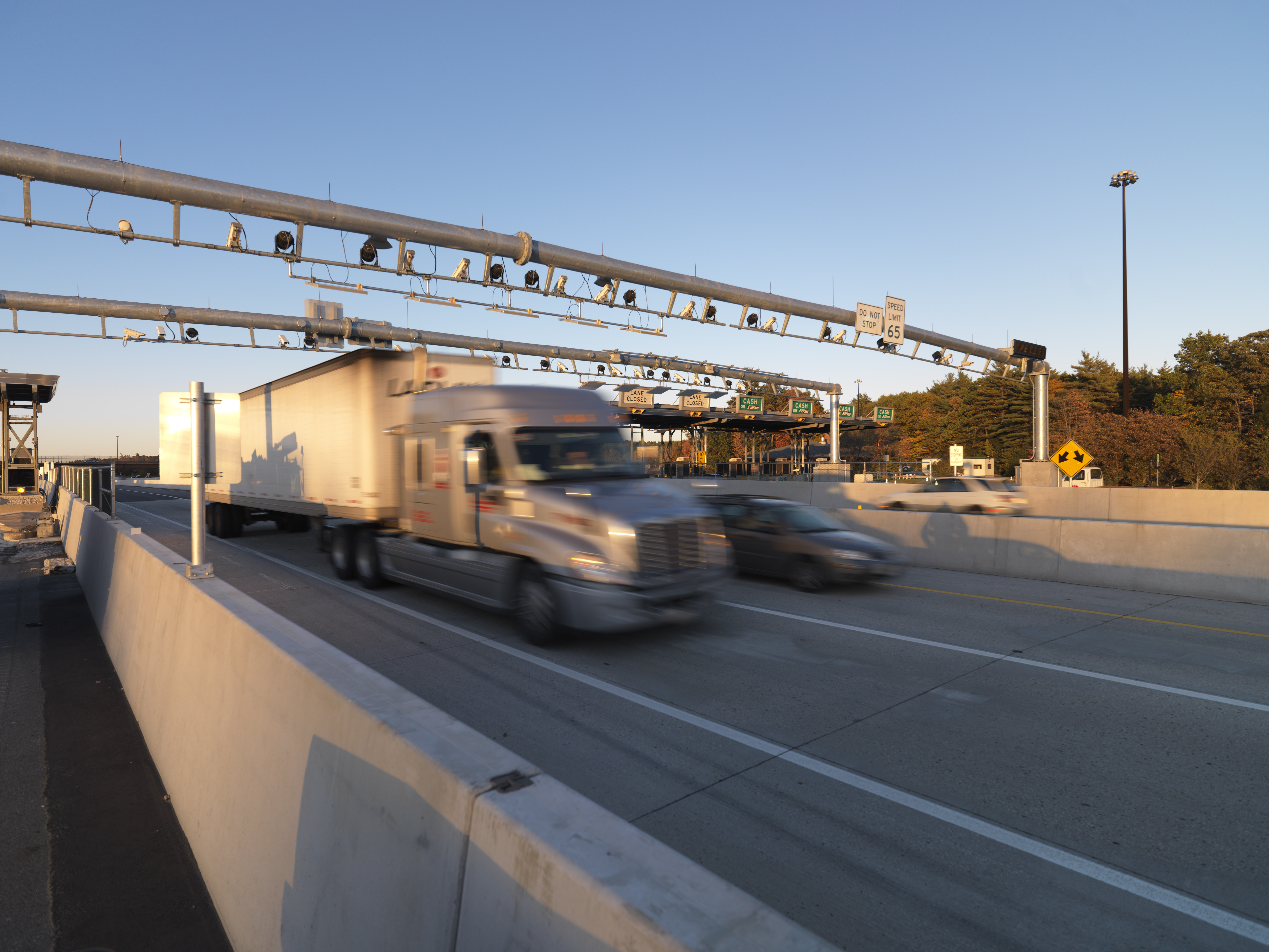 Tolls - NHDOT Hampton ORT - closeup from Bill Boynton.jpg