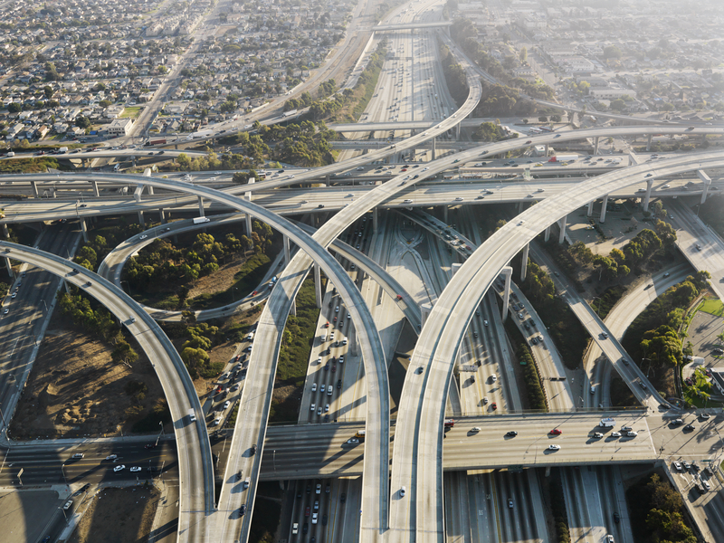 Variable message signs California highways traffic incidents © Iofoto | Dreamstime.com