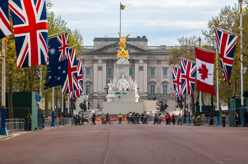 Road closures real-time data traffic alerts coronation Charles III © Jessica Girvan | Dreamstime.com