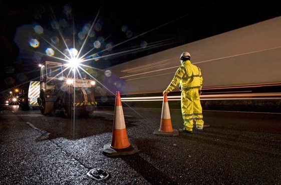 Roadworks overruns traffic jams potholes (image: Department for Transport)