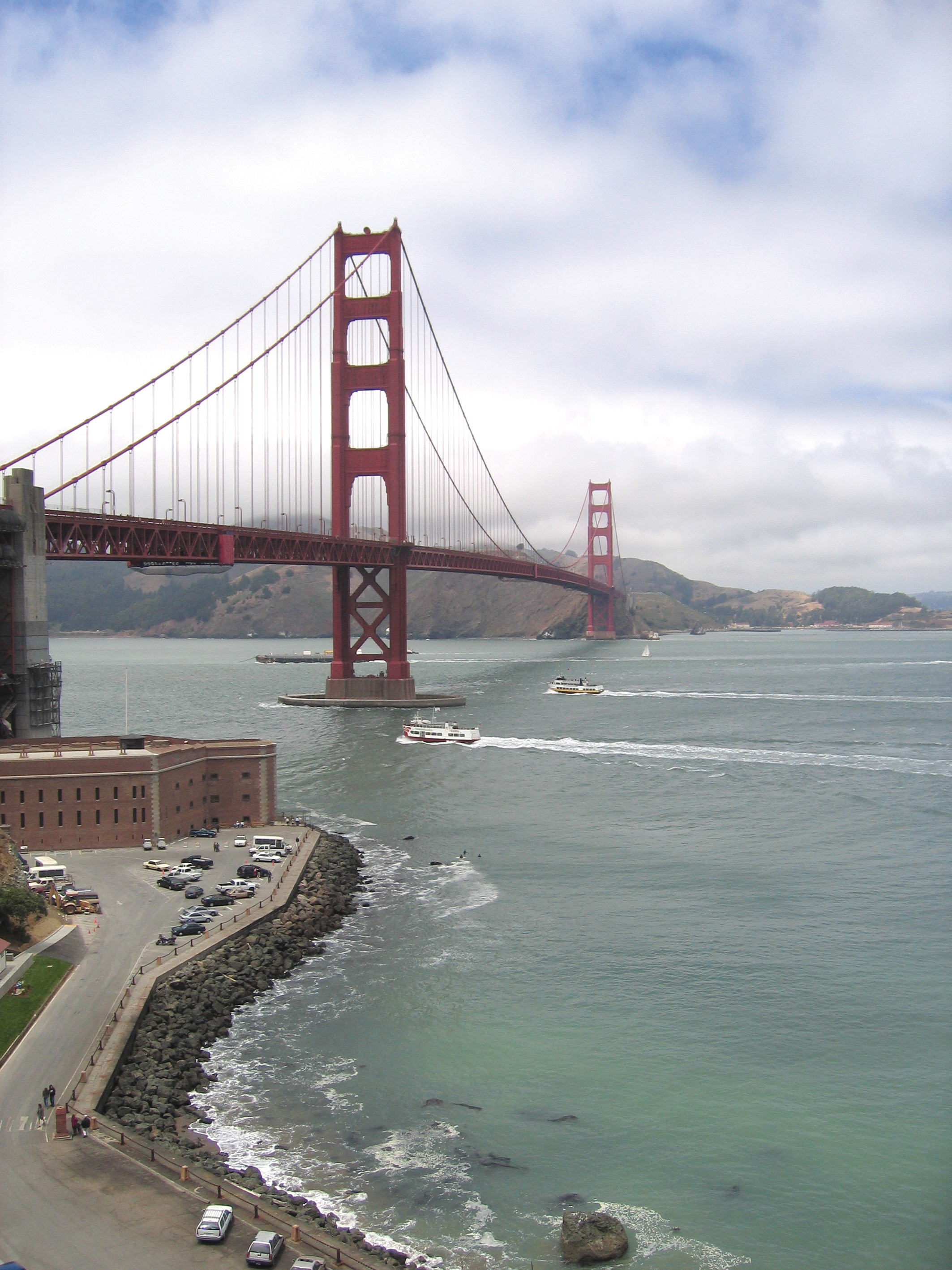 Golden Gate Bridge