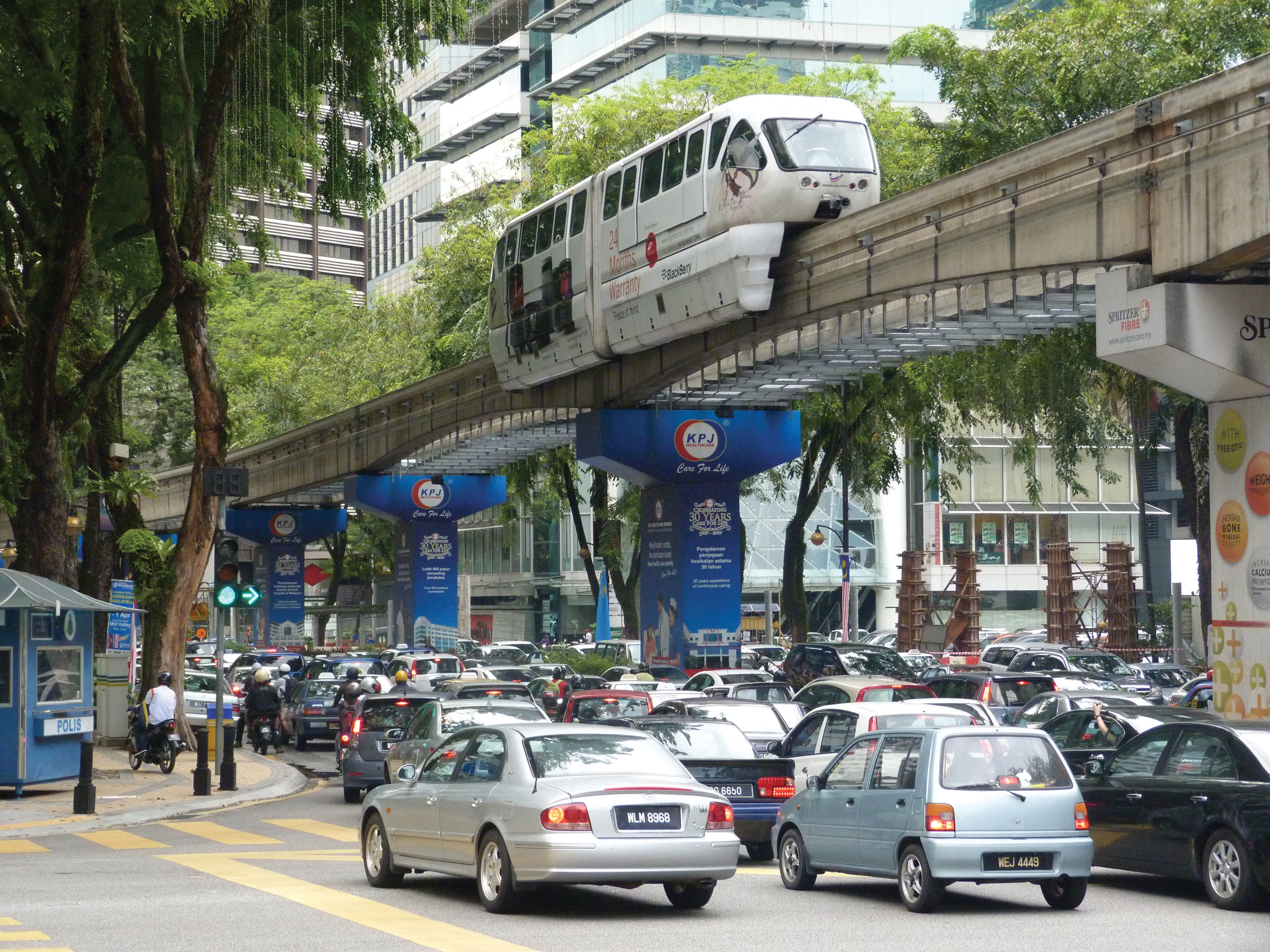 KL's iconic monorail