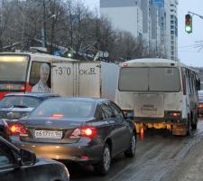 Harsh weather conditions limit travel choices Russia