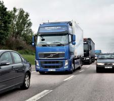 Volvo Trucks Automated Queue Assistance