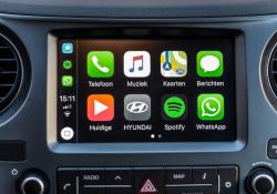 Apple in-car HMI © Allard1 | Dreamstime.com