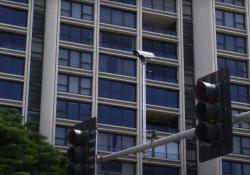 A signal device installed at the intersection of Atkinson Drive and Ala Moana Park Drive (Credit: University of Hawaiʻi)