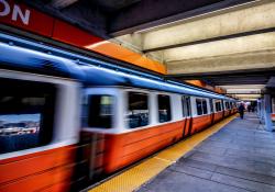 MaSsDoT dashboard offers insight into pandemic effects on transportation networks (© Alex Rodas | Dreamstime.com)