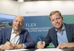 Menno Malta and Jorn de Vries signing the new partnership