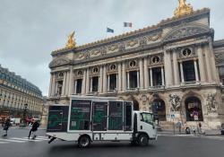 L-Charge electric vehicle chargers 'Green Route' project Barcelona Paris compressed natural gas hydrogen