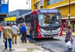 Costa Rica public transit digital contactless © Arkadij Schell | Dreamstime.com