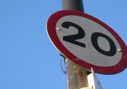 Road safety speed limits residential roads (© ITS International)