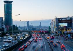 Istanbul traffic signalling artificial intelligence Mehmet Karagül | Dreamstime.com