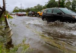 Flooding extreme weather wildfire software emergency © Photovs | Dreamstime.com