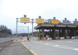 Test toll lane at Beacon Bridge, NY