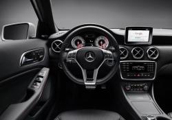 Mercedes-Benz  web 